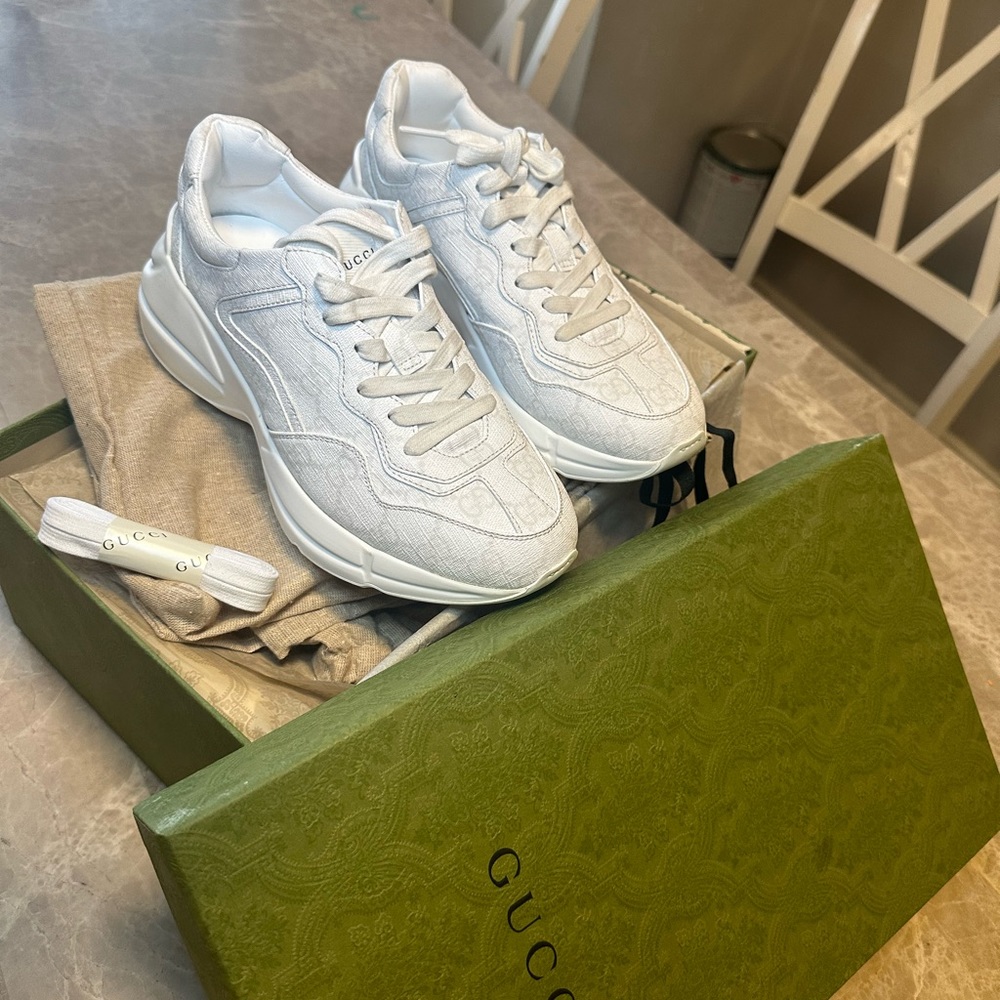 Gucci SHOES